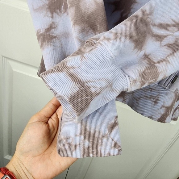 TNA Aritzia Tie Dye Hoodie Sweatshirt Cotton Blend Pullover Top Size 1 fits S/M - Picture 5 of 13